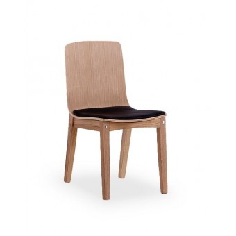 K166 étkező szék  Fa vázas étkező székek